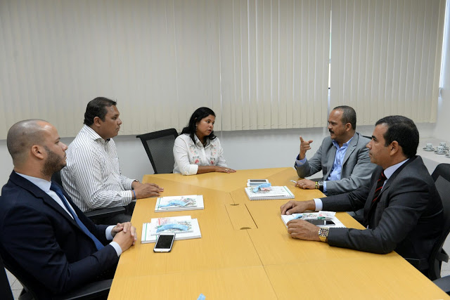POLOPLAST – Prefeito se reúne com executivos da Valfilm