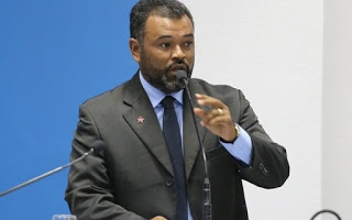 🚨EM QUANTO VOCÊ CIDADÃO ESTÁ DESEMPREGADO. SECRETÁRIOS EM CAMAÇARI GANHAM MAIS QUE PRESIDENTE DA REPÚBLICA.
