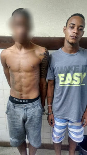 🚨 DOIS HOMENS FORAM PRESOS NO BAIRRO DO FICAN NA TARDE  DESTA SEGUNDA-FEIRA (03/04) EM CAMAÇARI