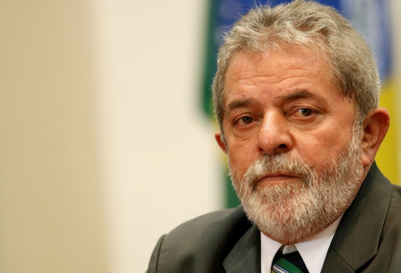 Lula diz que PT não apoiará eleições indiretas sem nome de centro