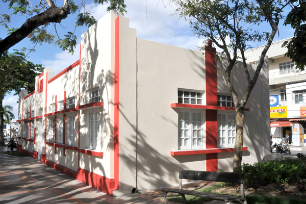 BIBLIOTECA INFANTOJUVENIL 

Espaço abre inscrição para aulas de dança infantil