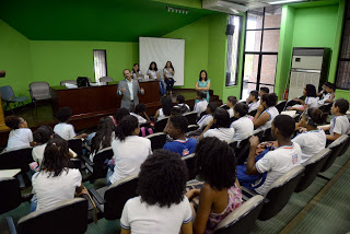 🚨EDUCAÇÃO:Prefeito conversa com alunos do São Thomaz de Cantuária