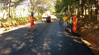 Estradas vicinais recebem  serviços de pavimentação