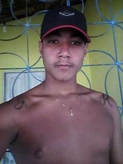 jovem é assassinado no bairro do parque satélite na madrugada deste sábado em camaçari (16).