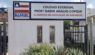 🚨 ESCOLA ESTADUAL EM AREMBEPE TEM PROBLEMAS COM A ESTRUTURA QUE AMEAÇA CAIR NA CABEÇA DOS ALUNOS.