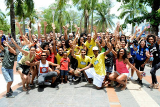 Boulervard Sunset: Aulão FitDance anima Praça Abrantes