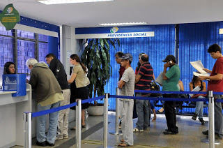 Mais de dois milhões de aposentados baianos recebem a segunda parcela do 13º a partir desta sexta (24)