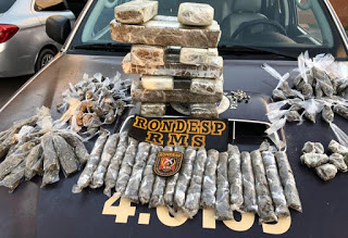 Rondesp RMS captura traficante com 15 kg de maconha e haxixe em simões filho na tarde de ontem terça-feira  (19).