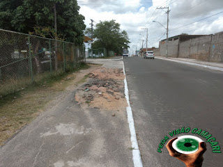 PASSEIO DA CRECHE DO CAIC ESTÁ TOTALMENTE DESTRUÍDO DIFICULTANDO A ACESSIBILIDADE DE ALUNOS