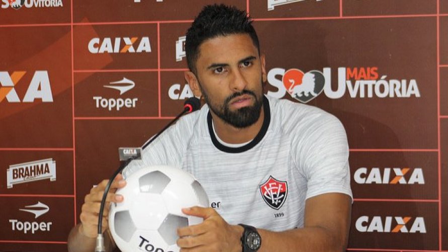 Exclusivo: Santiago Tréllez abre o jogo e conta a real situação dele no Vitória