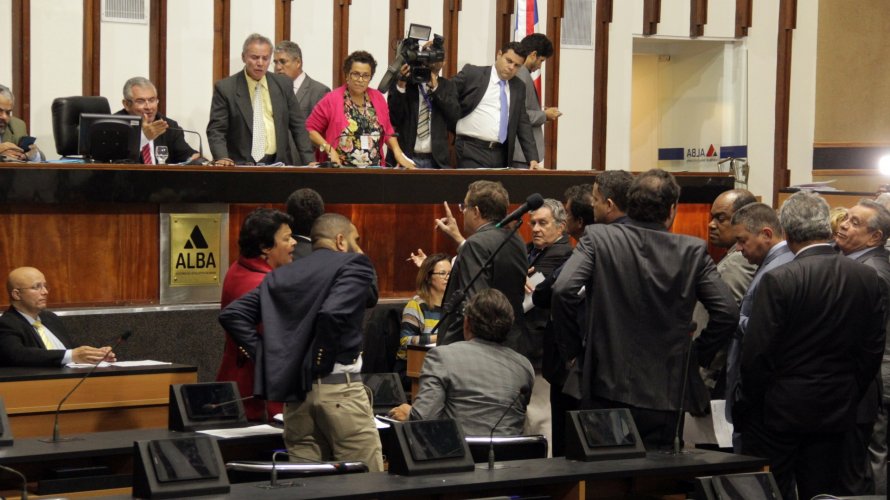 Acordo na AL-BA pode votar LOA e encerrar trabalhos na Casa