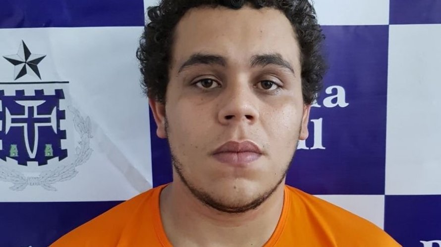 Estudante de direito é preso com 220 comprimidos de ecstasy escondidos no carro e em casa