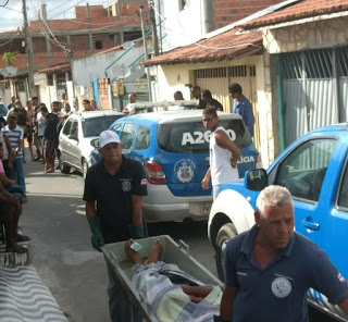 🚨 HOMEM É ASSASSINADO NO BAIRRO DA GLEBA H NA MADRUGADA DESTE SÁBADO (02), EM CAMAÇARI.