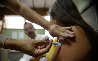 Anvisa libera vacinação em farmácias de todo o país