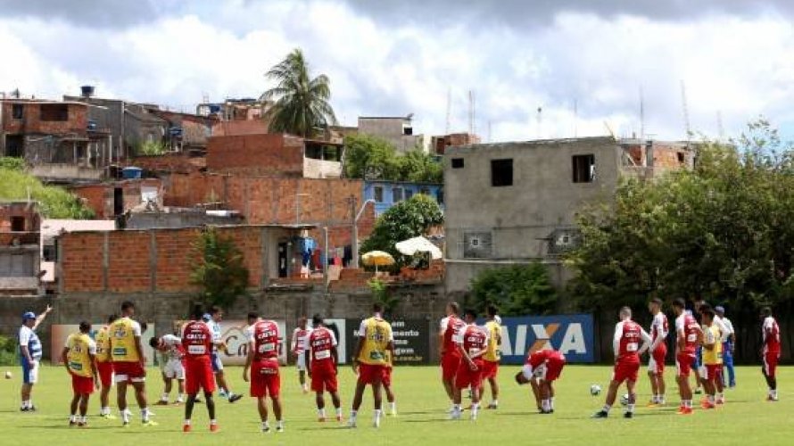 Com retorno de cinco titulares, Bahia está relacionado para duelo contra o Altos-PI