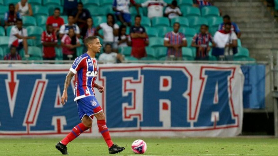 Eleito melhor em campo em sua estreia, Gregore fala sobre evolução do Bahia