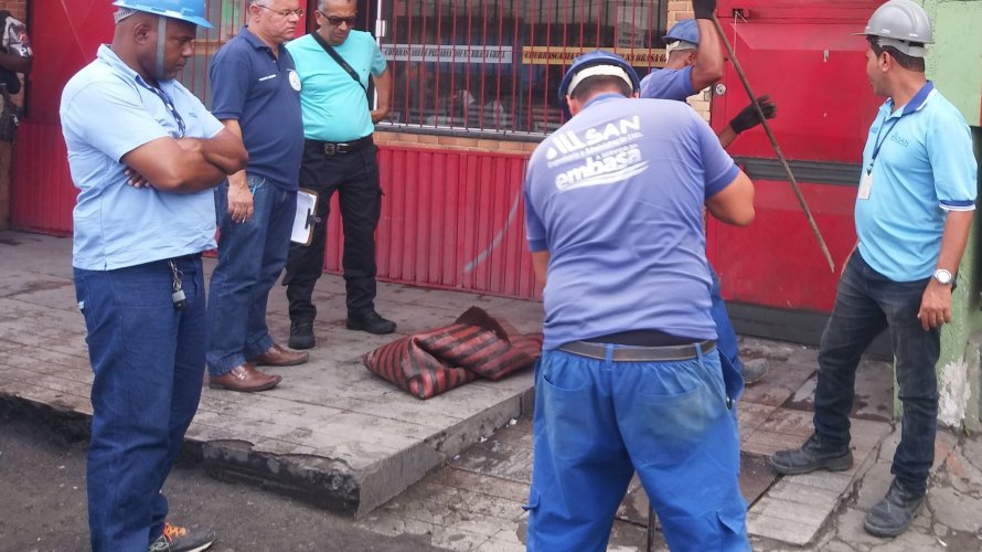 Polícia flagra “gato” de água em restaurante na Fazenda Grande do Retiro