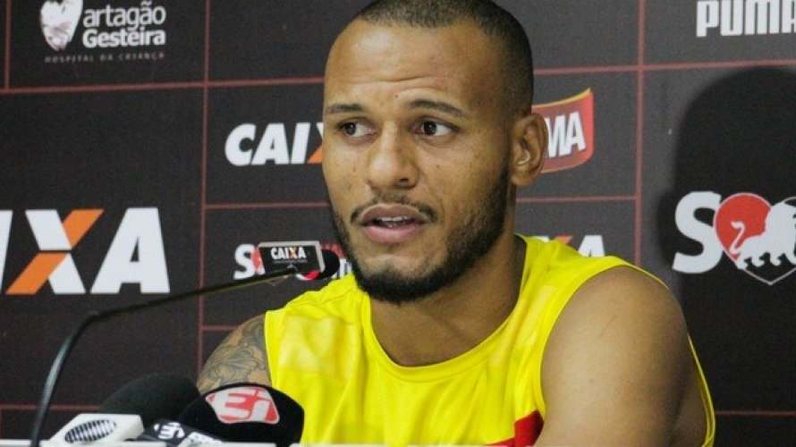 Vitória desiste de renovação e Patric retorna para o Atlético-MG