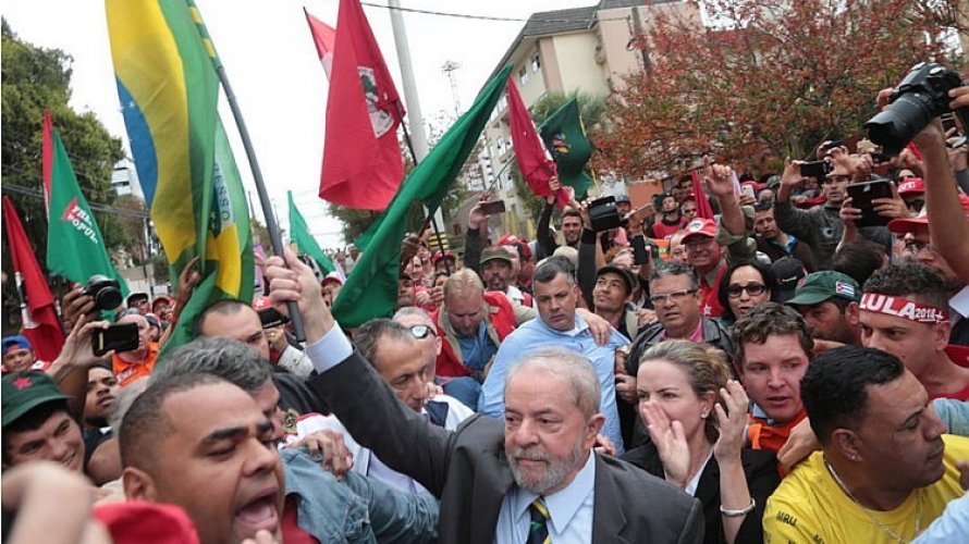 Atos a favor de Lula põem Exército ‘em alerta’