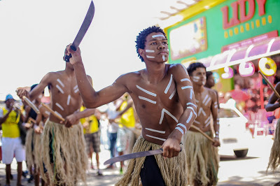 Prefeito prestigia lavagem de Barra do Pojuca