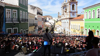 FEMADUM 2018 já em ritmo de carnaval  Olodum agita o Pelourinho e homenageá Dez mulheres; Veja a matéria completa.