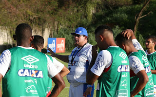 Início de ano ruim pressiona Bahia a buscar resultado no Piauí