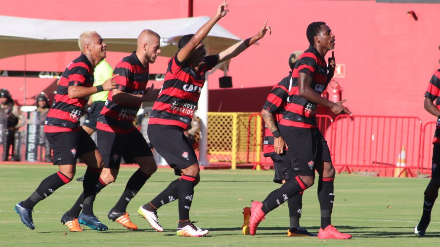 Após reunião de urgência do Bahia, Vitória alfineta tricolor no Twitter: “fuga das sardinhas”