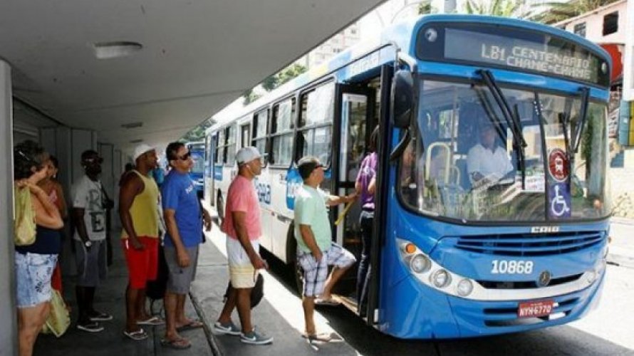 Prefeitura reforça linhas de ônibus para concursos neste domingo (25)