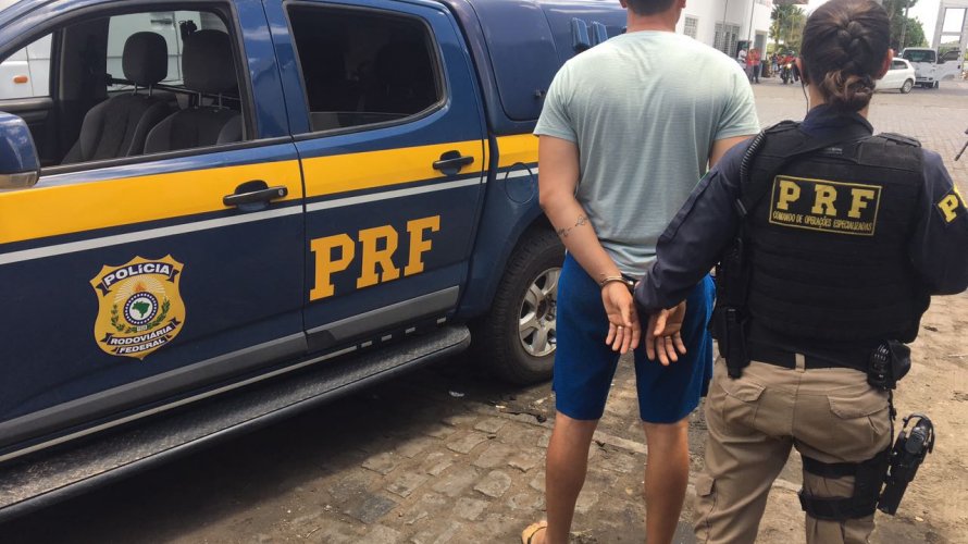 PRF e PF desarticulam quadrilha de roubo de rodas e pneus que atuavam em rodovias baianas