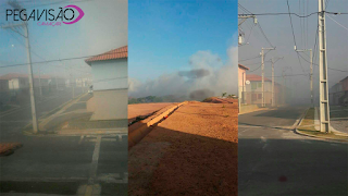 Moradores do caminho do Rio controlam incêndio em Camaçari; veja vídeo