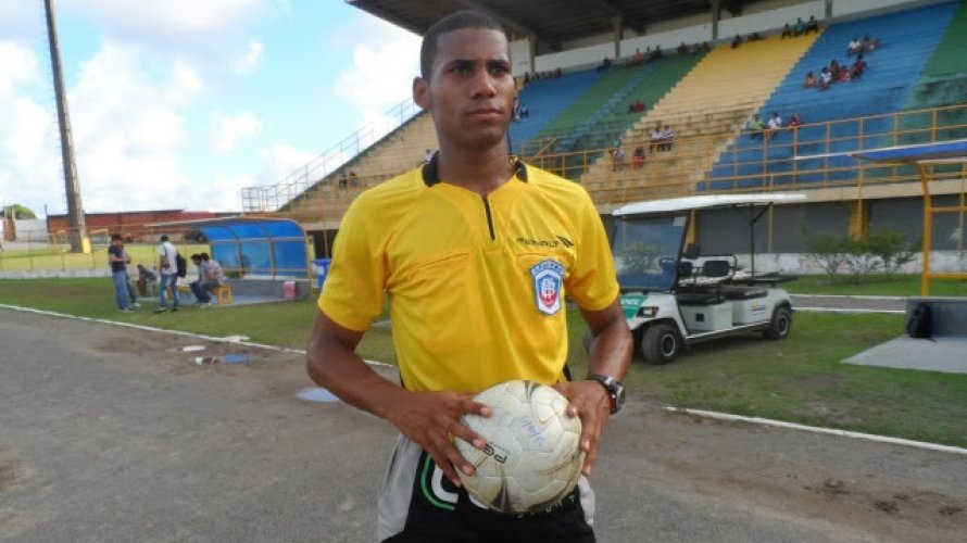 Bruno Pereira Vasconcelos será o árbitro de Flu de Feira x Vitória