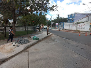 A Rua Delegado Cleyton Leão Chaves sofre modificações por conta de obras de requalificação