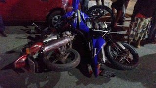 Colisão entre duas Motocicletas na Av. Radial A deixa três feridos na noite desta Terça-feira (03).