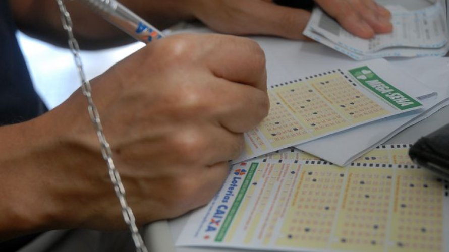 Mega-Sena acumula e poderá pagar R$ 8.500.000 na sexta-feira (20)