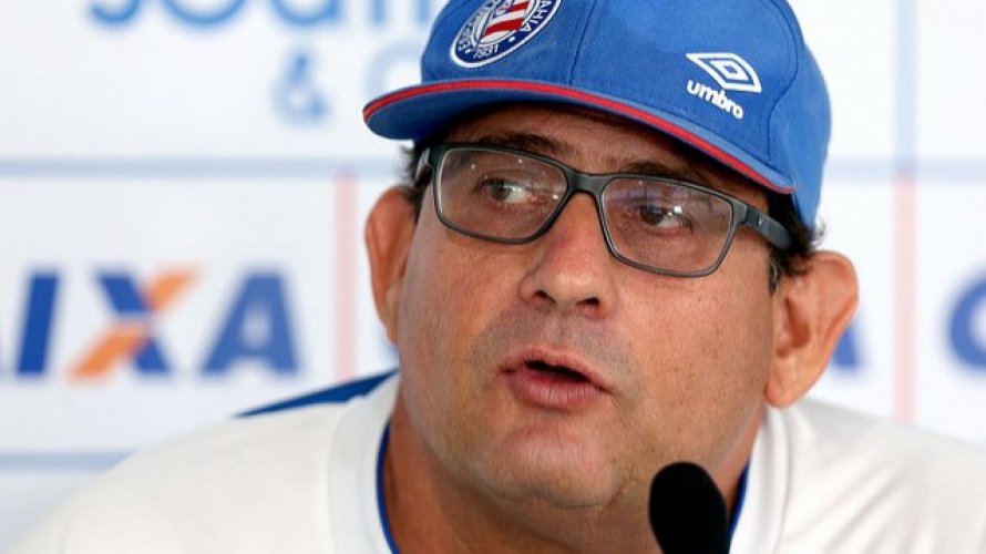 Após derrota, Guto Ferreira considera Bahia “abaixo do que vinha jogando”
