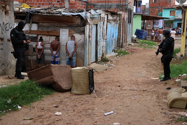 COE desmonta base de observação usada por traficantes no Uruguai