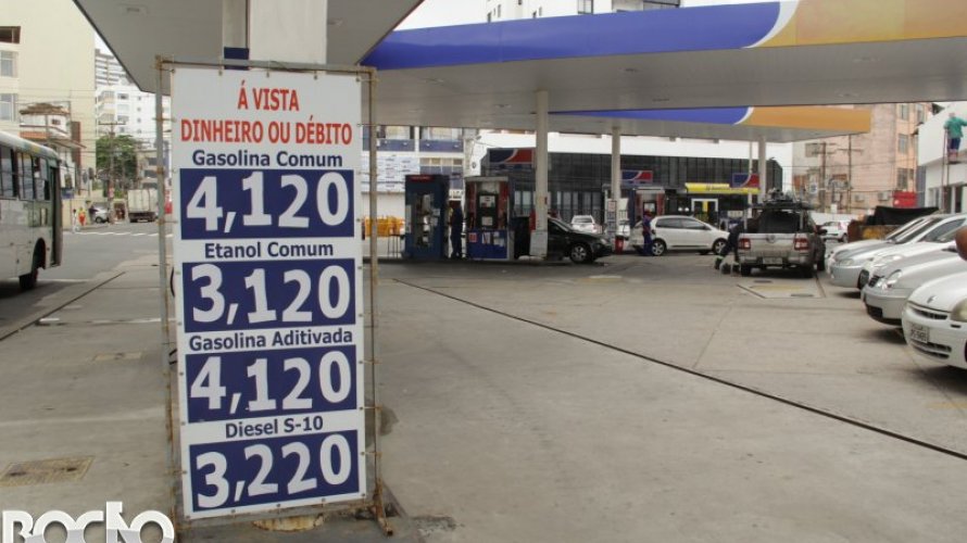 Petrobras reajusta preços de gasolina e diesel pelo 5º dia seguido