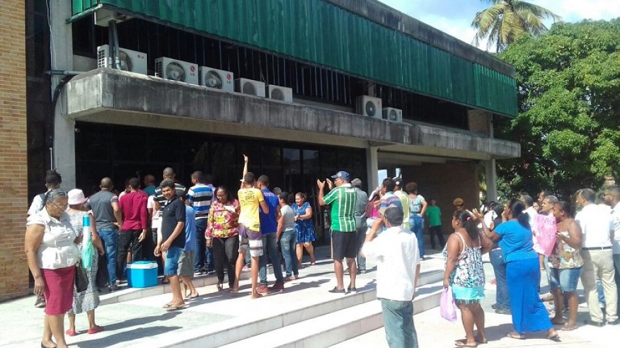 Vila de Abrantes: moradores voltam a protestar contra fechamento de pronto atendimento