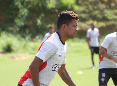 Com treino fechado à imprensa, Vitória trabalha de olho no Ceará