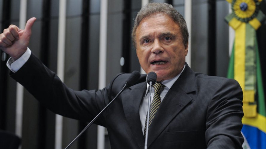Com 4% das intenções de votos, Álvaro Dias diz que “ainda não é hora de usar pesquisa como parâmetro”