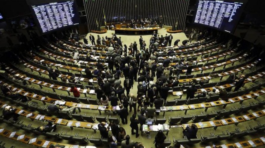 19 deputados baianos assinam criação de CPI que pode por fim na Lava Jato
