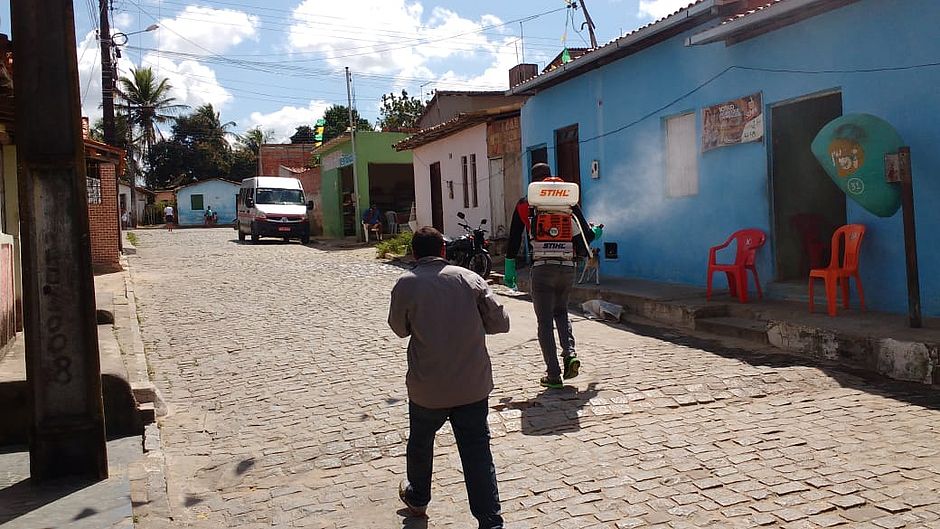 Após ‘doença misteriosa’, cidade de Coração de Maria passa por dedetização