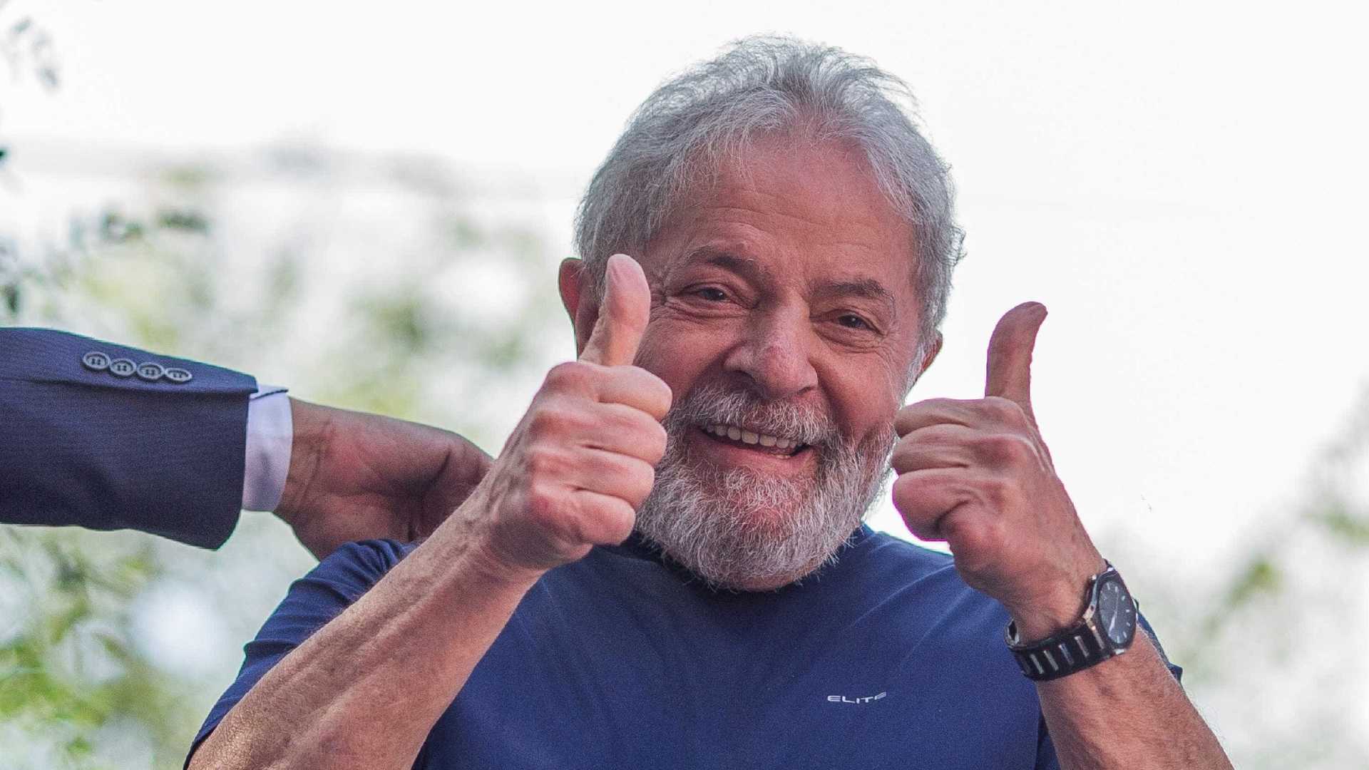 STJ nega recurso da defesa de Lula para suspender prisão