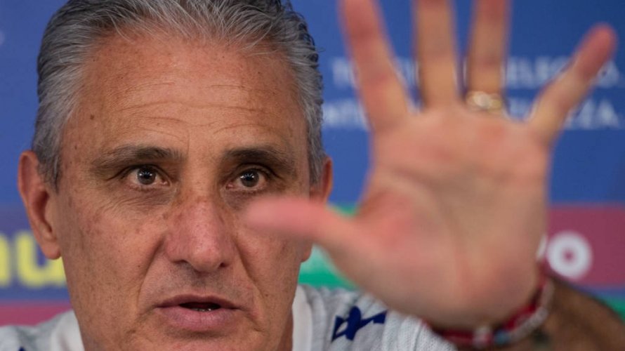 Após goleada, Tite exalta agressividade do Brasil e retomada da alegria