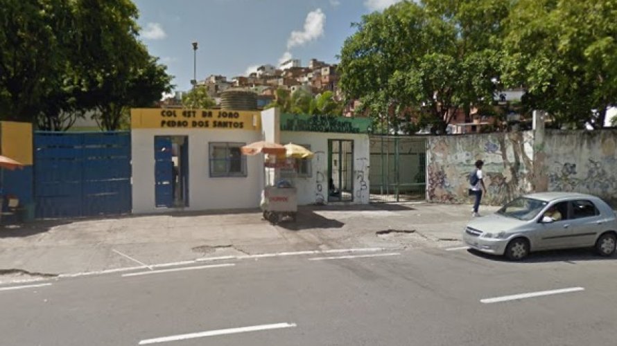 Tiroteio que assustou alunos em escola na Av. Bonocô deixou um adolescente baleado