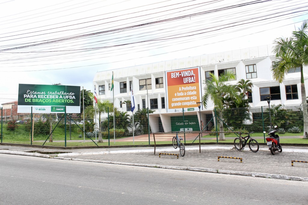 UFBA Camaçari oferta vaga para professor