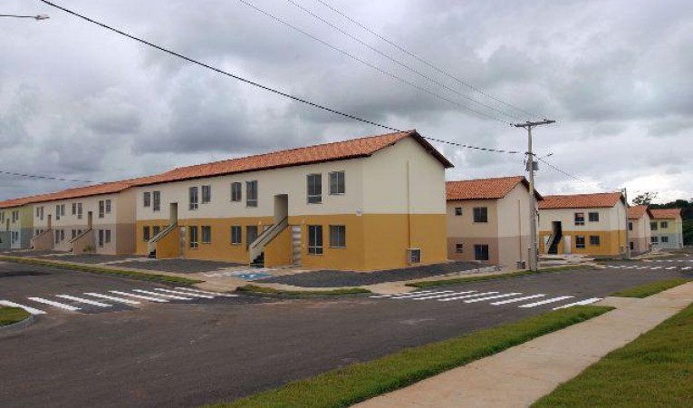 “Toque de recolher” fecha comércios e escola na Central em Camaçari