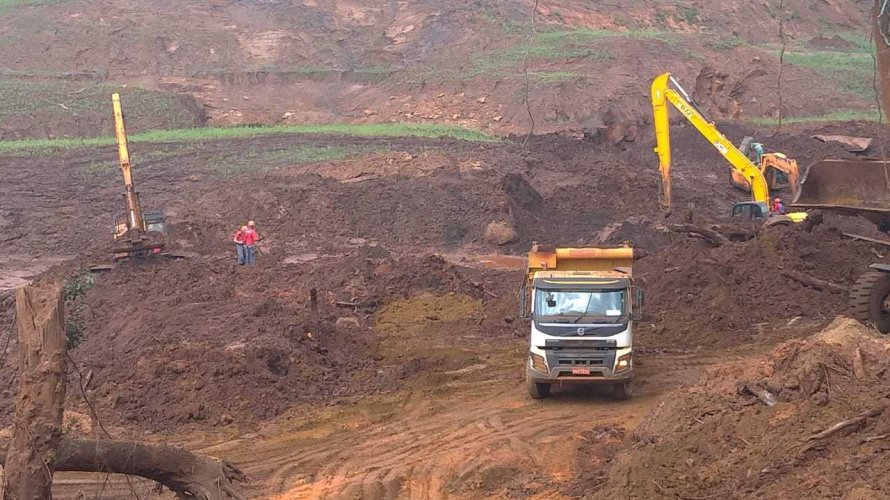 Chega a 228 o número de mortos identificados na tragédia de Brumadinho