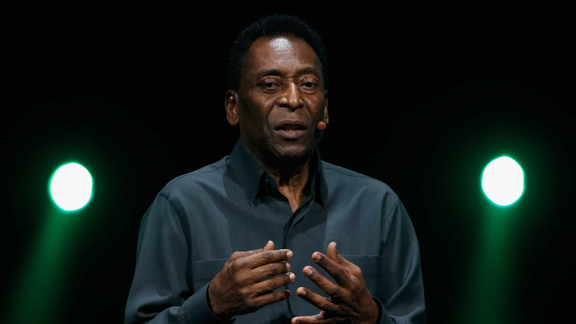 Médicos dizem que Pelé apresenta evolução satisfatória