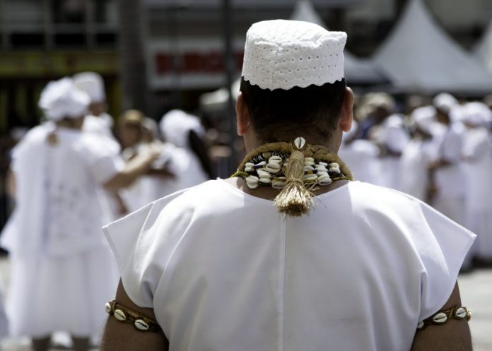 Pai de santo cobra “atitude mais radical” contra intolerância e desabafa: “a gente nunca reage”